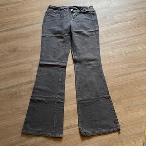 United colors of Benetton women’s pants. Size 40. Good condition.